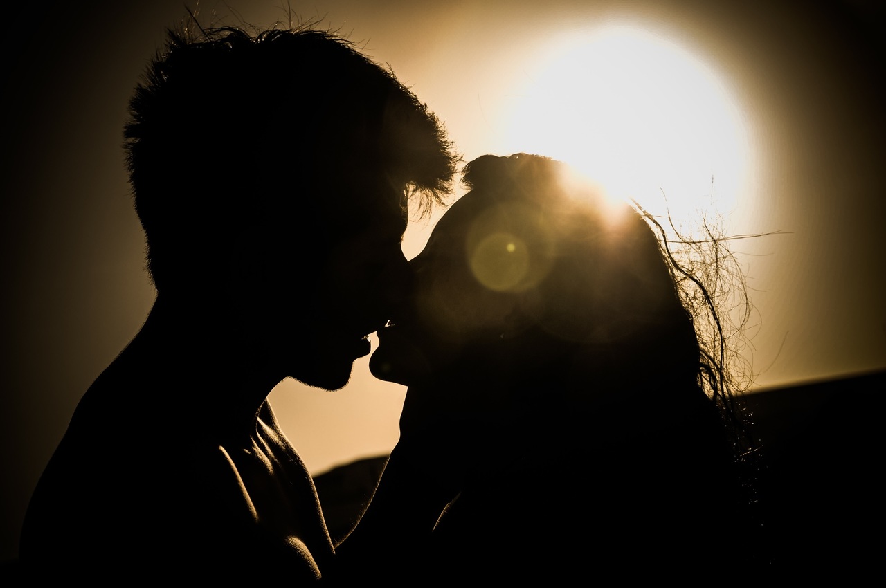 Ritual de amor: ¿Cómo amarrar a un hombre?