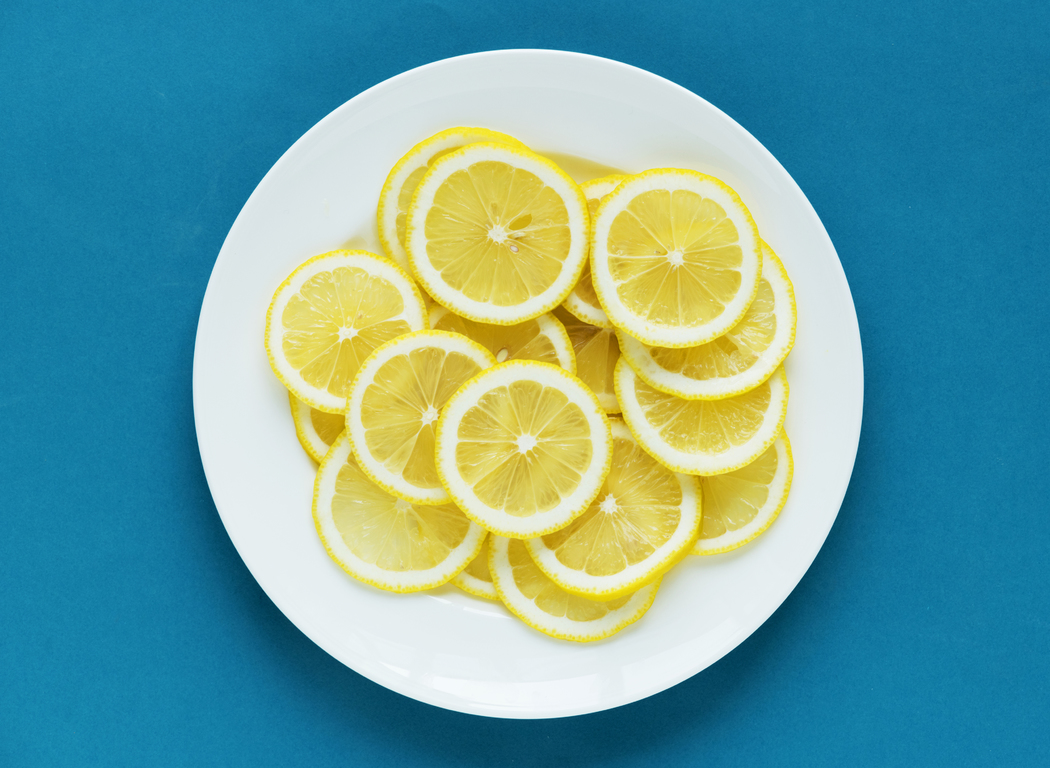 Ritual con rodajas de limón para atraer la abundancia