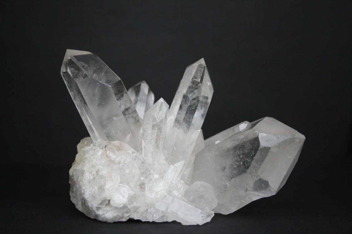 Descubre las mágicas propiedades del cristal roca