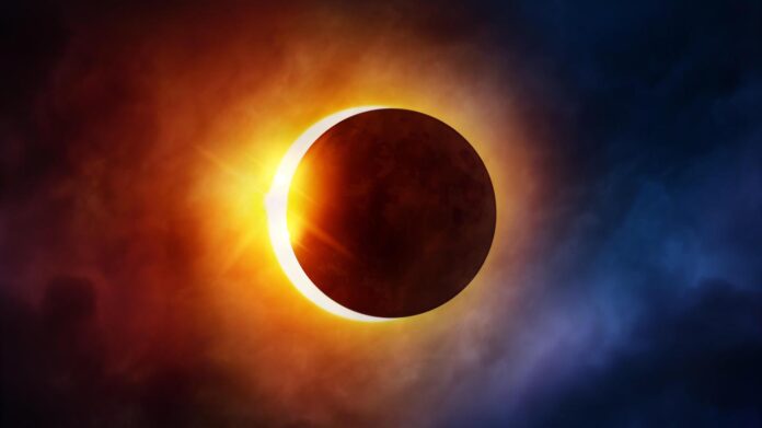 Prepárate para recibir la asombrosa energía de los próximos eclipses con estos rituales