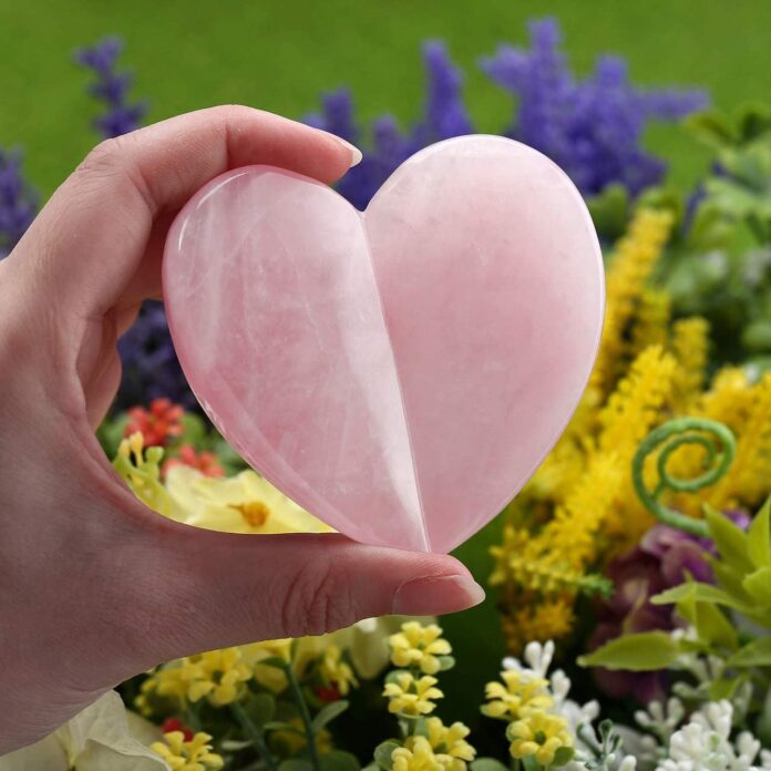 Obséquiale un cuarzo rosa a mamá y bríndale tranquilidad